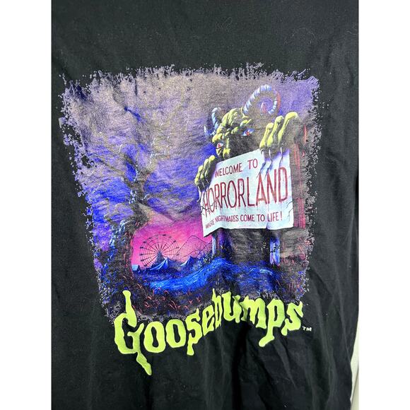 Retro 90s Goosebumps Spooky Horrorland Emo Halloween Black Tee Shirt - Picture 2 of 5